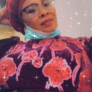 Meet your Posher, Clara